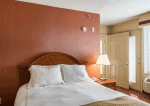 queen bed in 2 bedroom suite